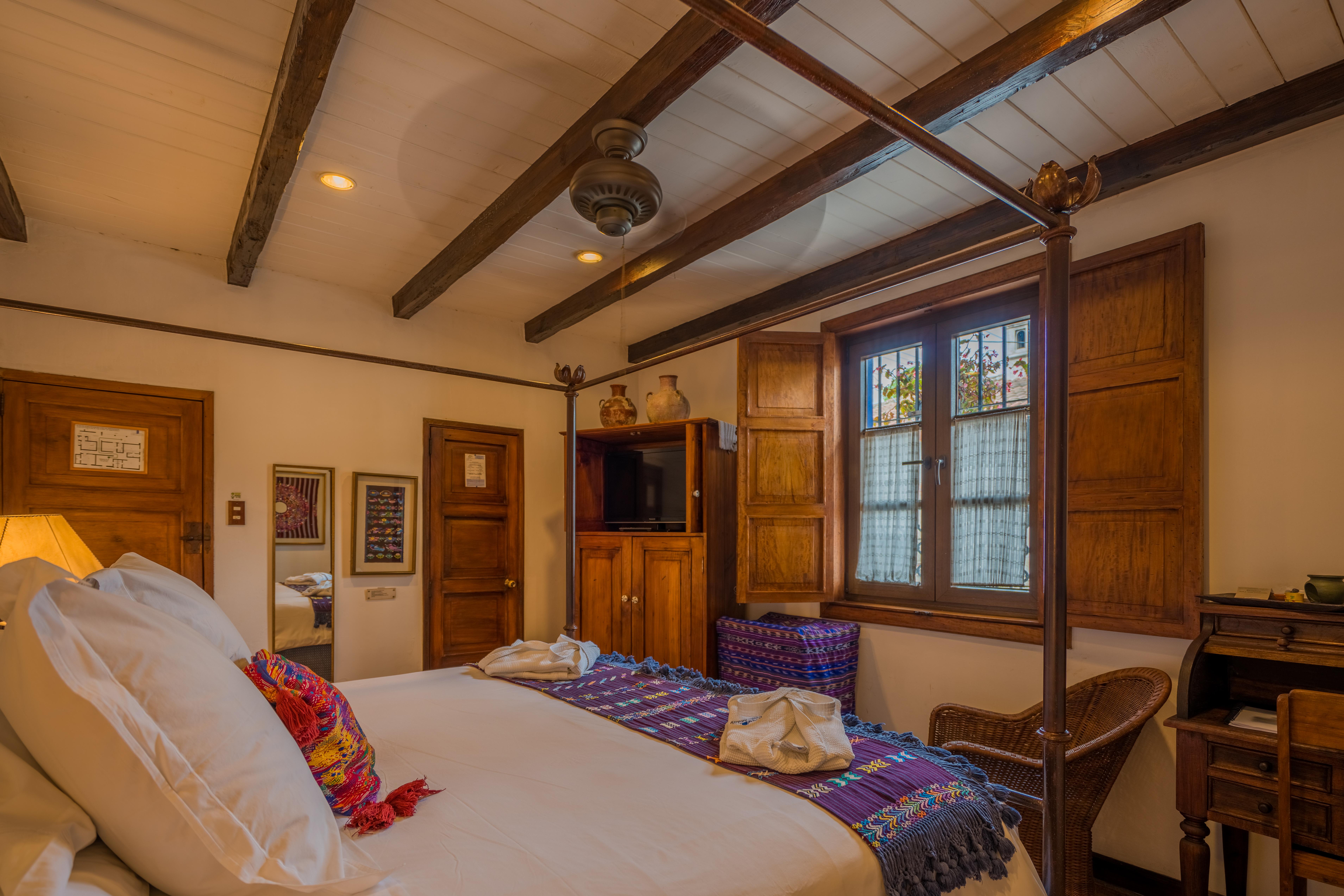 Casa Encantada By Porta Hotels Antigua Exterior photo