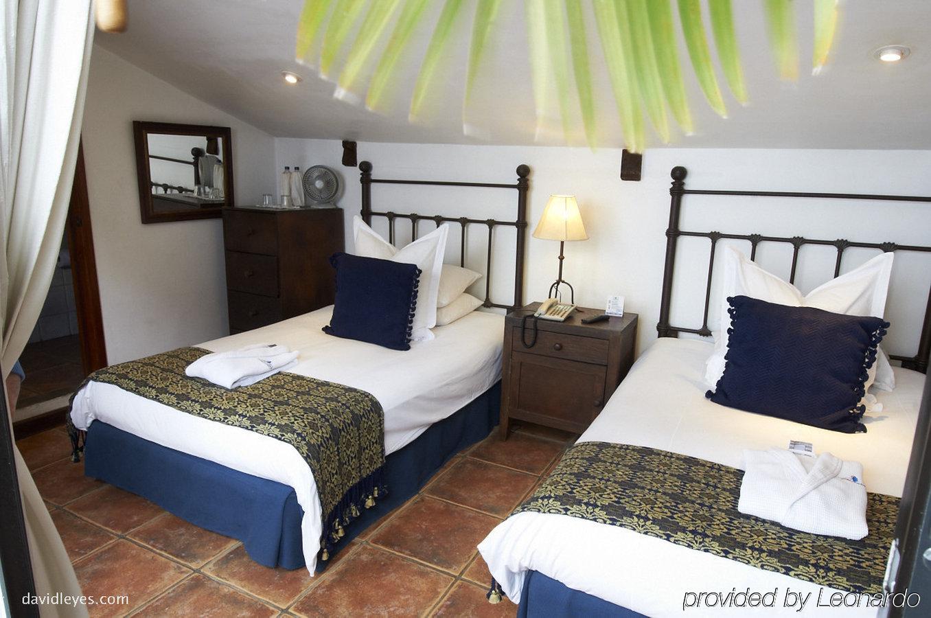 Casa Encantada By Porta Hotels Antigua Exterior photo