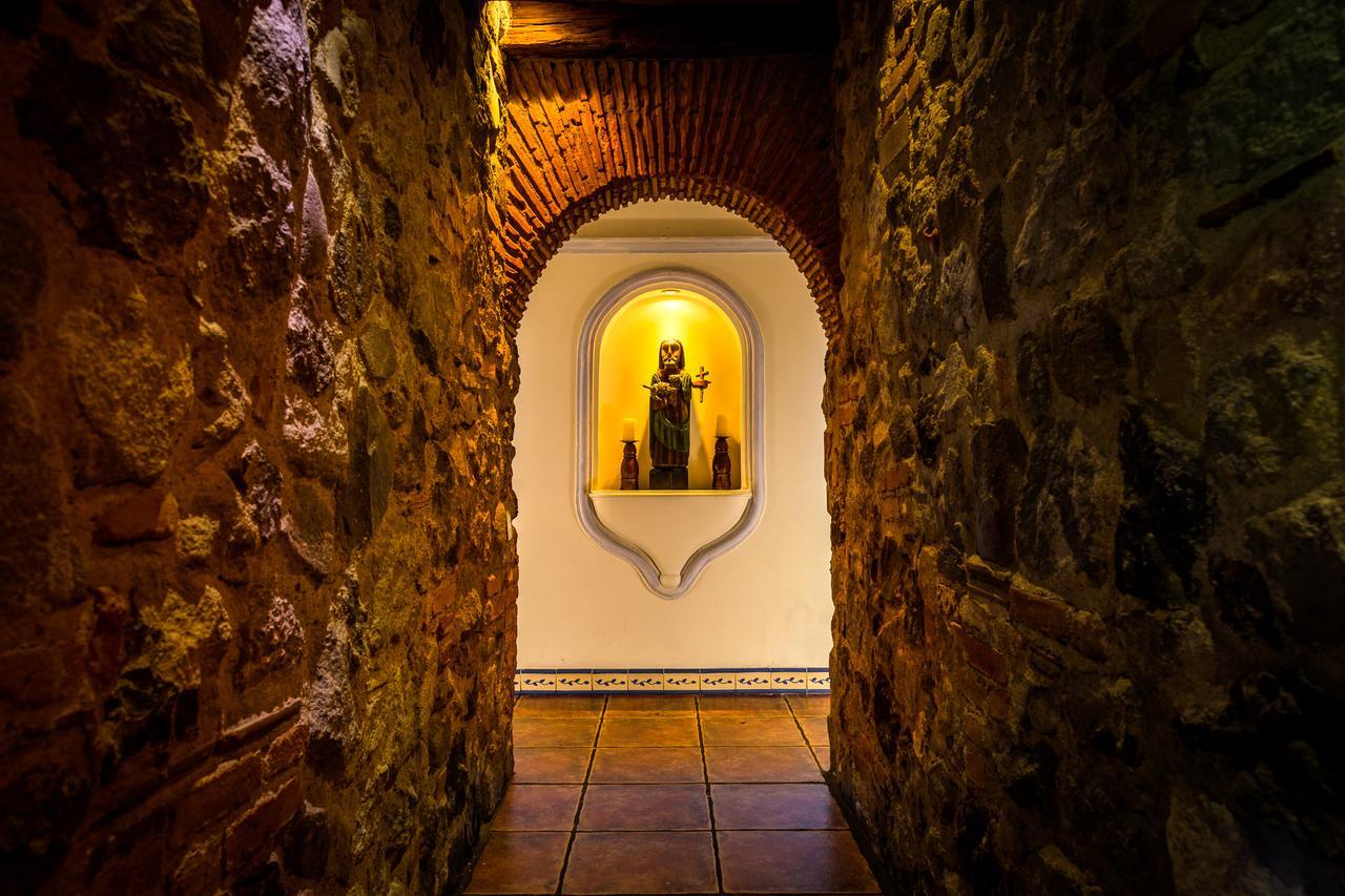 Casa Encantada By Porta Hotels Antigua Exterior photo