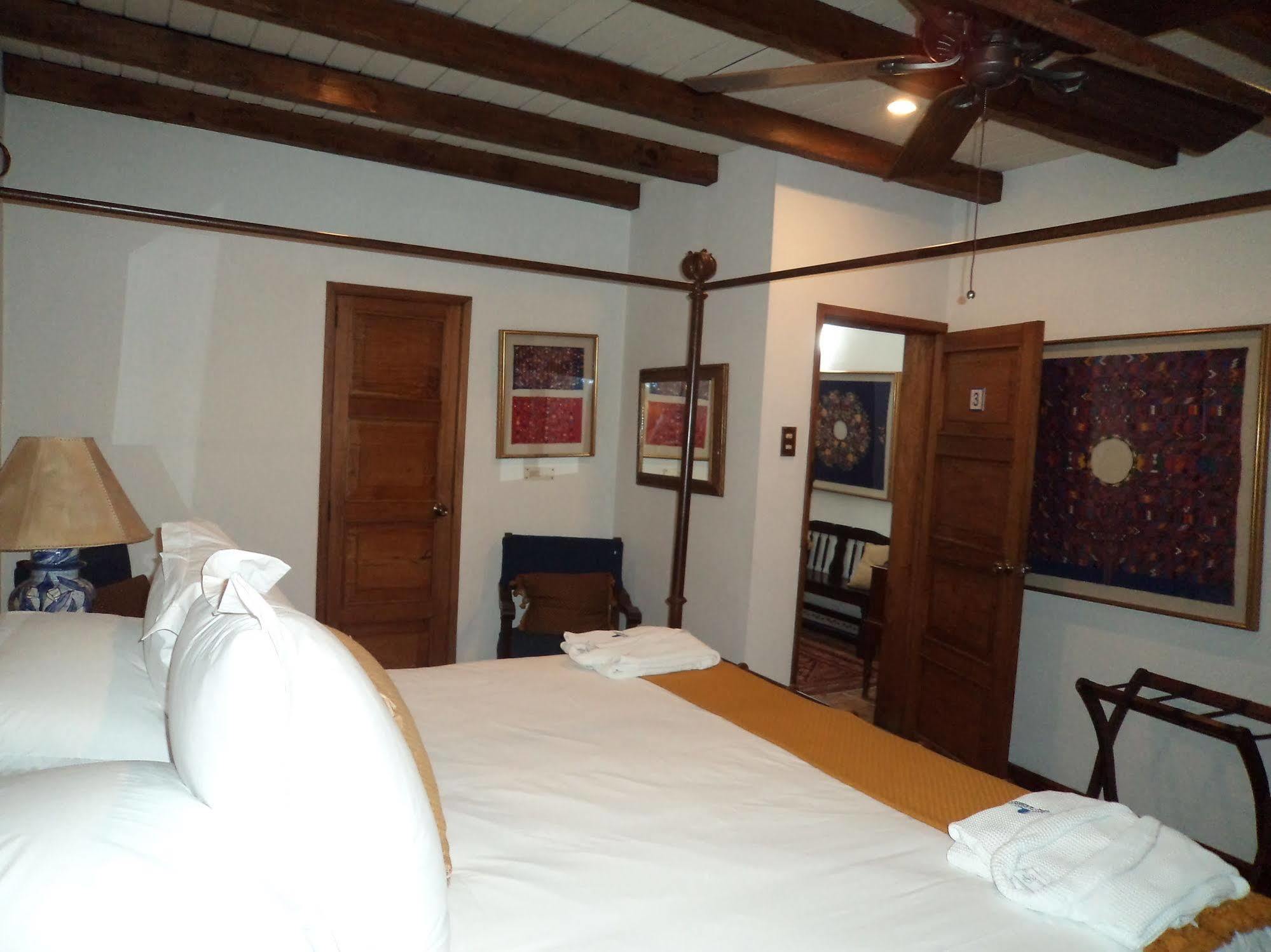 Casa Encantada By Porta Hotels Antigua Exterior photo