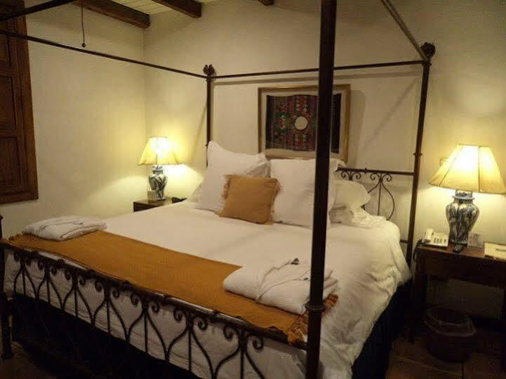 Casa Encantada By Porta Hotels Antigua Exterior photo