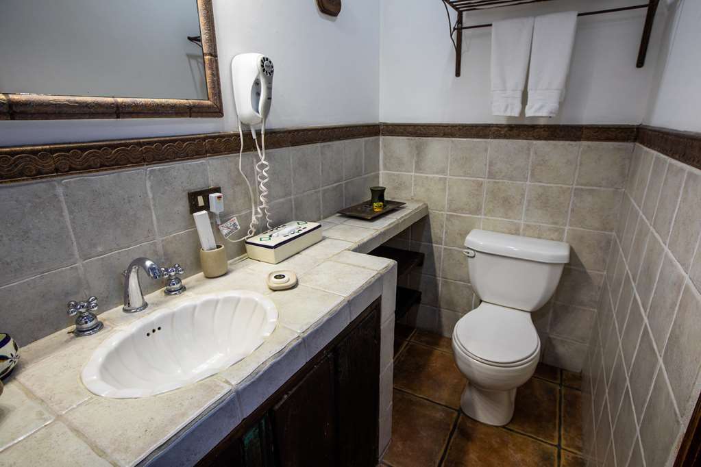 Casa Encantada By Porta Hotels Antigua Room photo